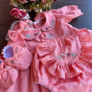 rish Khaddar Baby Frock Set 🌸💖